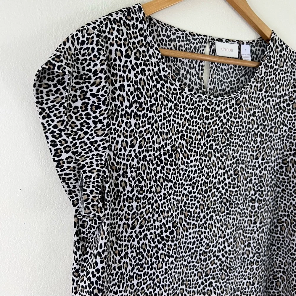 Chico’s Leopard Print Boho Short Sleeve Casual Scoop Neck Top